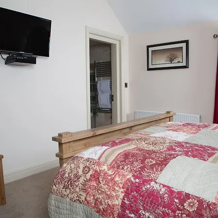 Ardagh Suites Self Catering