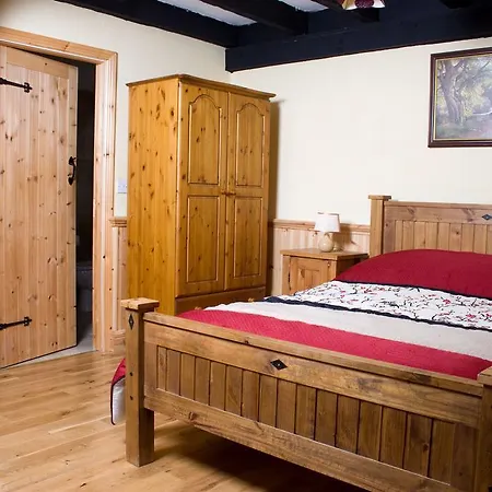 Ardagh Suites Self Catering