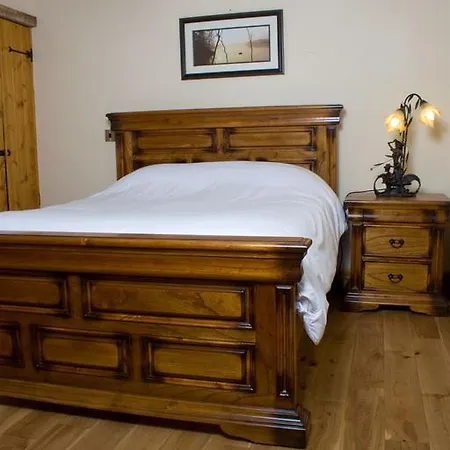 Apartment Ardagh Suites Self Catering *